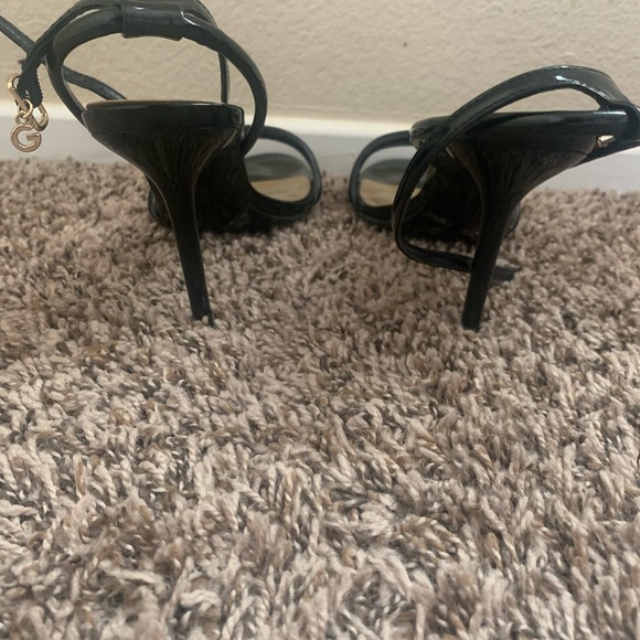G by Guess black patent heels - Picture 4 of 7